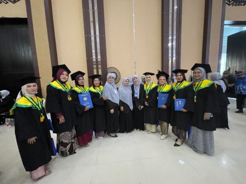Mahasiswi PIAUD UM Metro Ikuti Wisuda Periode I Tahun 2026
